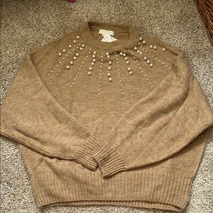 H&M sweater with pearls. NWT